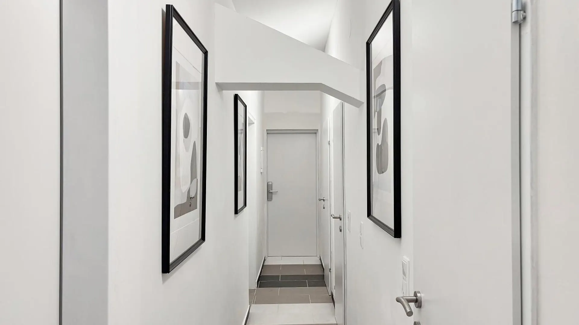 Modern Living I 2 Min To Metro I Wifi 0*, Viyana